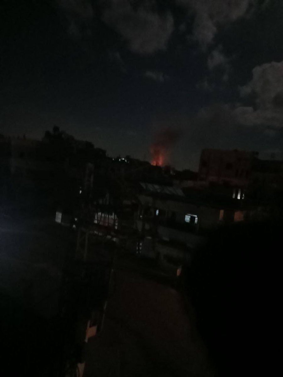 shakeelkhan4770's tweet image. #Breaking | #Israeli occupation aircraft #bombard a residential building in #Al-Nussairat refugee camp in central #Gaza Strip. #لبنان #فلسطين #فری_غزہ #حيـفآ #بيروت_لبنان #تل_أبيب #إسرائيل #Israel_Enemy_of_Humanity #فلسطين #السيد_حسن_نصرالله #اليمن #الإمارات_لبنان