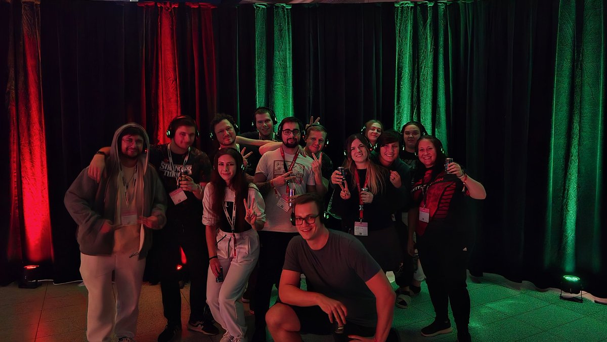 SIUUUUUUUUU

<a href="/ProCloudAG/">ProCloud AG</a> 
#ProCloudSLNTRave 
<a href="/switzerlanCH/">SwitzerLAN</a>