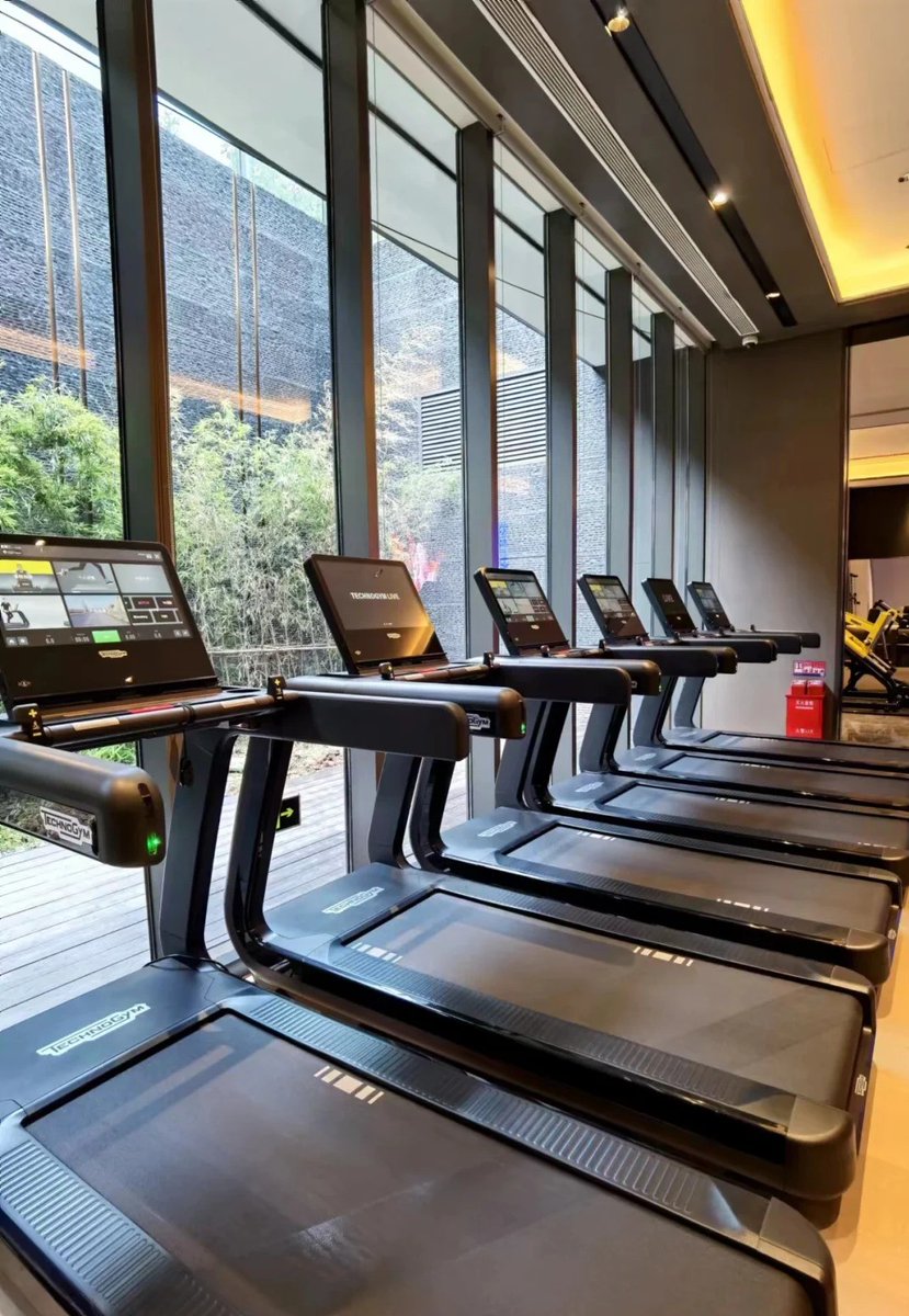 運動は後悔しない投資です。運動が好きになれば、健康も好きになります。