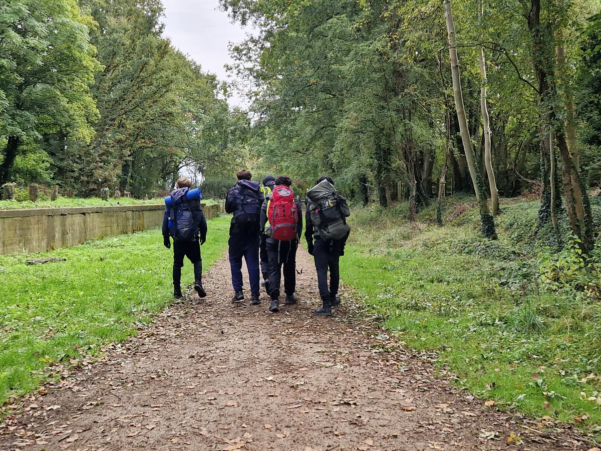 DAOSdofe's tweet image. DAOS Bronze assessed
45 students are taking part in the assessed Bronze expedition this weekend. Not even the heavy shower has dampened their enthusiasm.
Day 1 completed all in camp enjoying well cooked pasta!