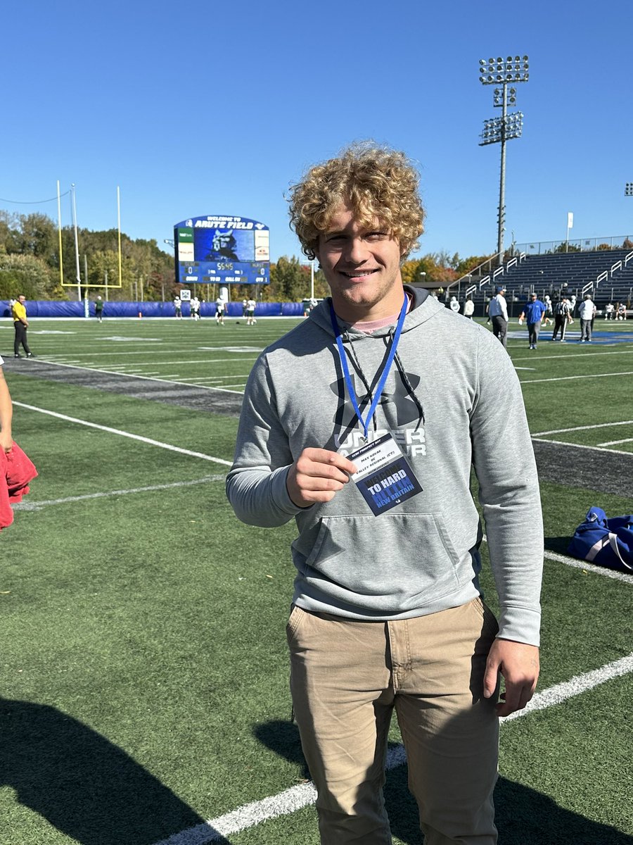 MaxNovak35's tweet image. Thankyou @CCSUfootball for the prospect day invitation. Great game to watch best of luck next week! @zachdeldin