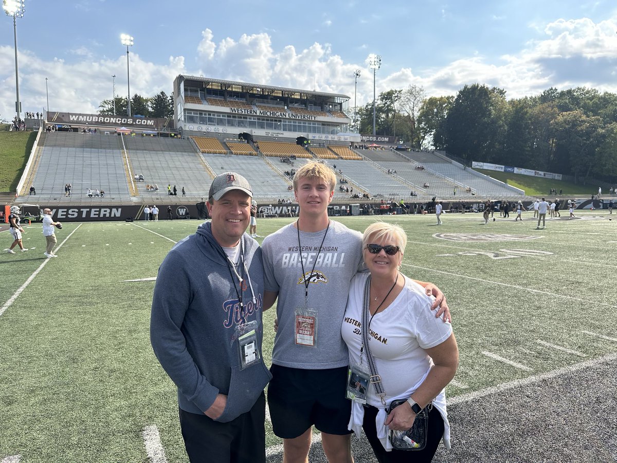 Great visit today with <a href="/WMUBaseball/">Western Michigan Baseball</a> ! Thank you Coach Gernon and Coach Mee for having me on campus!

<a href="/EL_Baseball1/">EastLansing Baseball</a> <a href="/LegacyAdidas17u/">Legacy Adidas 17U Ahrens</a> @PBR_Uncommitted