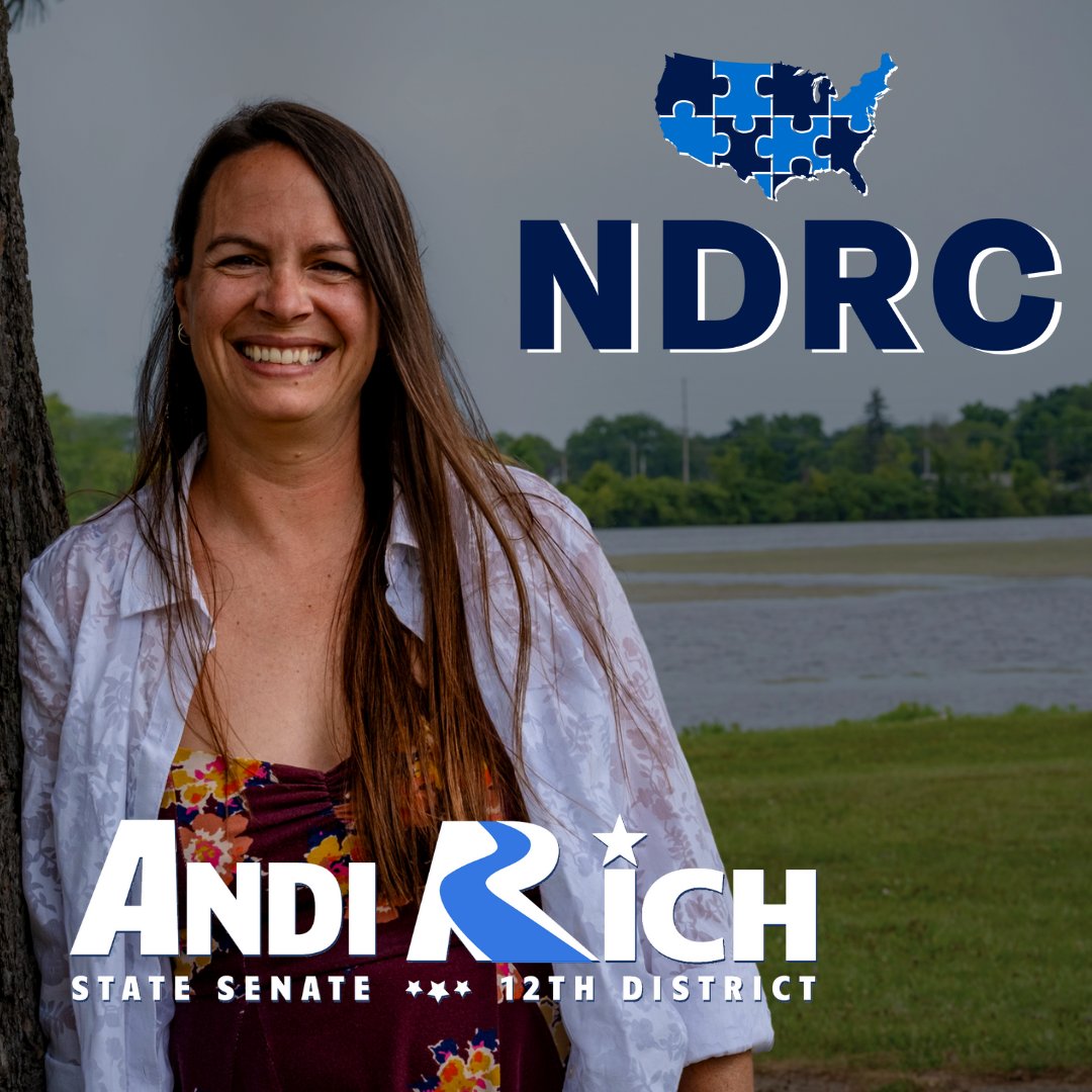 AndiRichWI's tweet image. Honored to receive the endorsement of AG @EricHolder and @DemRedistrict as a #DemocracyDefender! Together, we&apos;ll advocate for fair elections and equal representation for every voter in Wisconsin. Let&apos;s create a stronger democracy! 🗳️💪
#AndiForWI