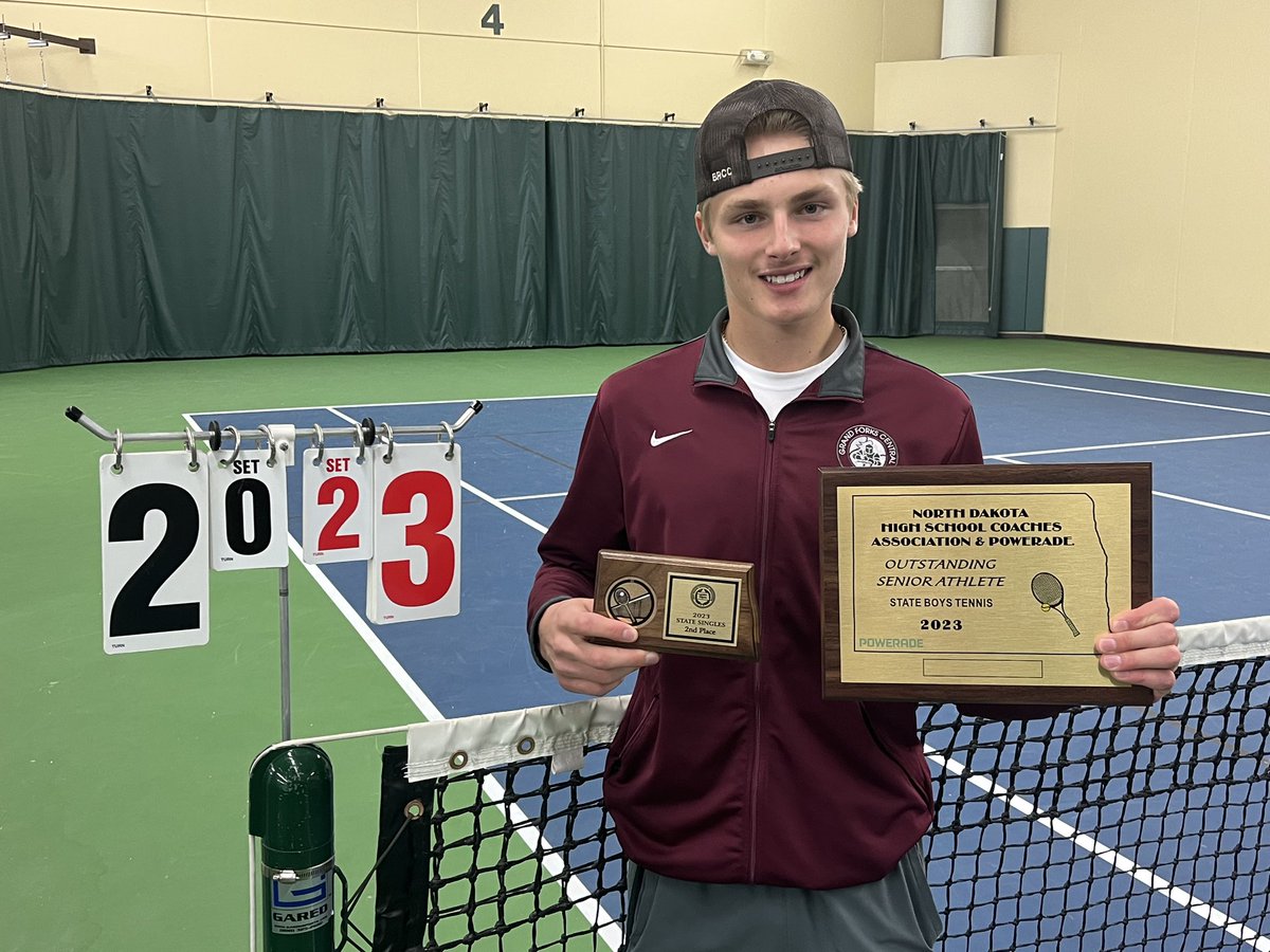 GFC_Activities's tweet photo. Cole Wilber wins the 2024 ND Tennis Senior Athlete of the Year! GFC has had 3 of the last 4 ND Tennis Senior Athletes! Thank you to Coach Max Weisser, Nick Graves, Terry Paukert, and Matt Phuka for all of your work with our GFC tennis players over the years! https://t.co/6Kkx57SQ7E