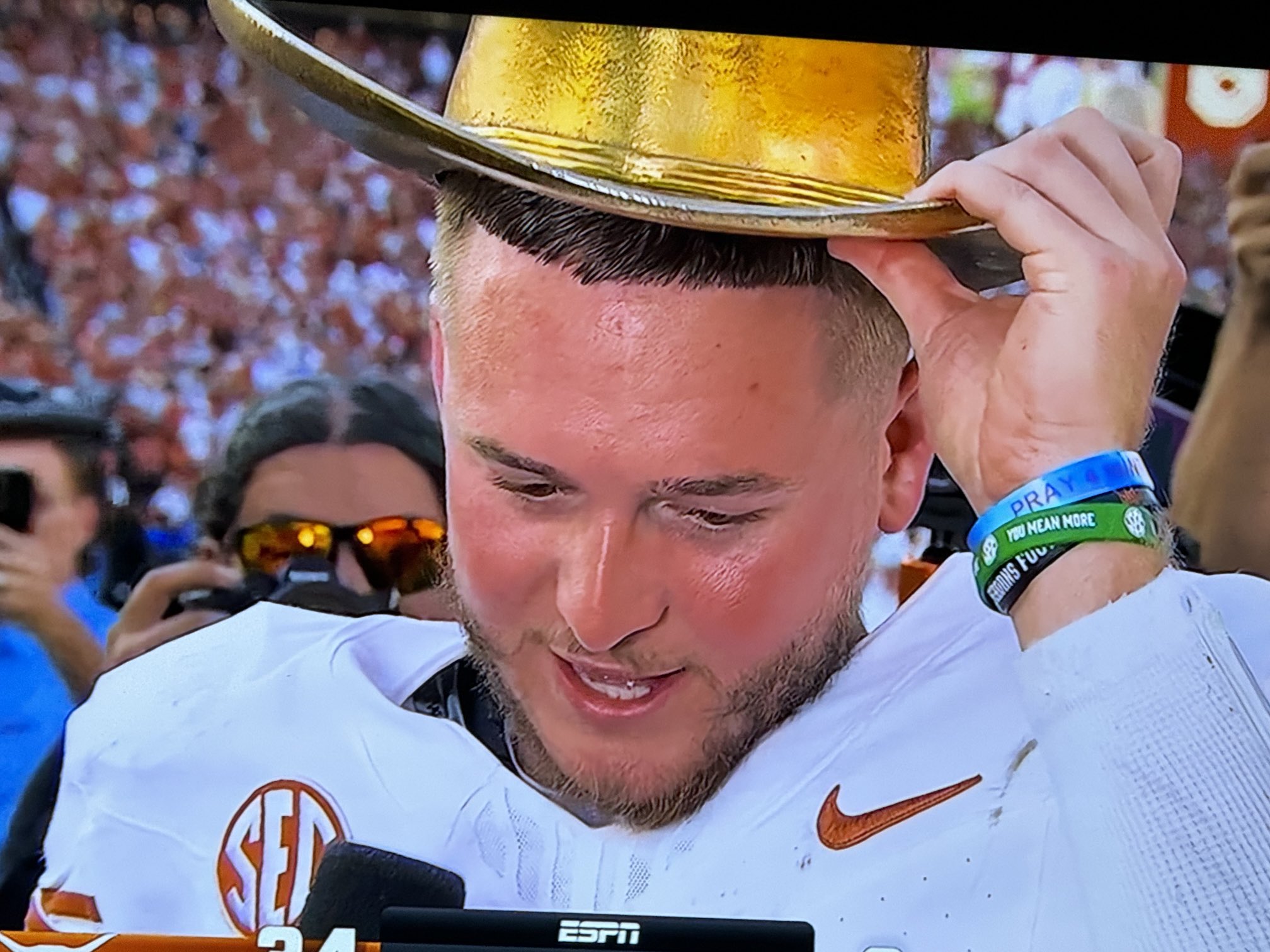 GZucPObXEAUrzYo?format=jpg&name=large