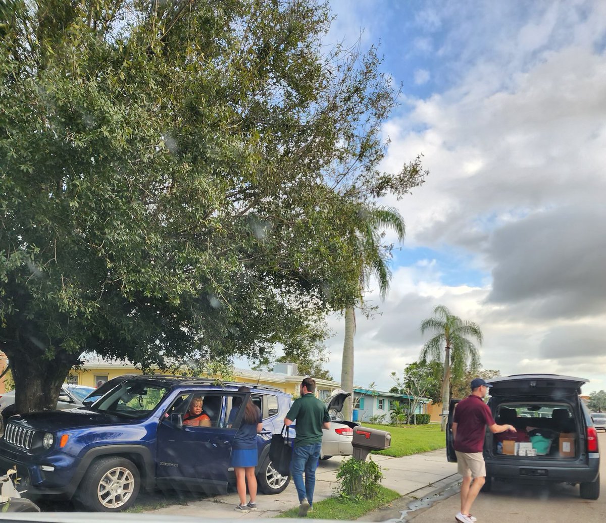The Hope Florida team had a busy day supporting over 2,500 Florida families impacted by Hurricane Milton. The Hope team canvassed neighborhoods impacted by the storm, Hope Navigators visited shelters, and the Hope Buses were stationed in Bradenton, Port Charlotte, and Sarasota,