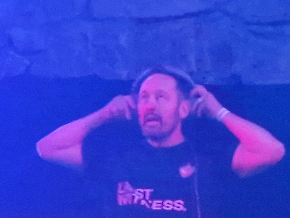 donna2gym's tweet photo. Day ravin' - let's have it! πΆπ§πΆ Brilliant 6 hours of bouncin' with a Beautiful tribute to @GreigAbercromb1 β€οΈ @unit51aberdeen @dj_davepearce @MarcellaWoods #lostwitness #Trance #trancefamily https://t.co/j8VEhtfoq5