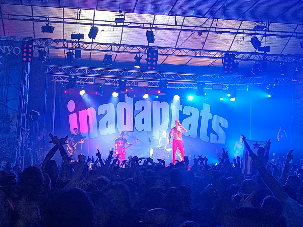 Doncs això, lluita armada i revolució
Inadaptats al kalikenyo rock