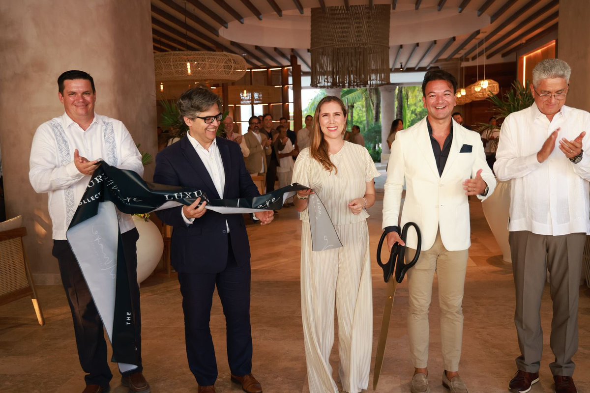 soyateneadeisla's tweet photo. Asistí a la presentación del nuevo hotel #Almare en la Isla, que con vistas espectaculares y detalles exclusivos en cada uno de sus rincones, se suma a la oferta turística de Isla Mujeres con la cadena hotelera más grande del mundo: Grupo Marriot.
#SigamosTransformando🩷 #4TENEA https://t.co/UOOBlNigeA