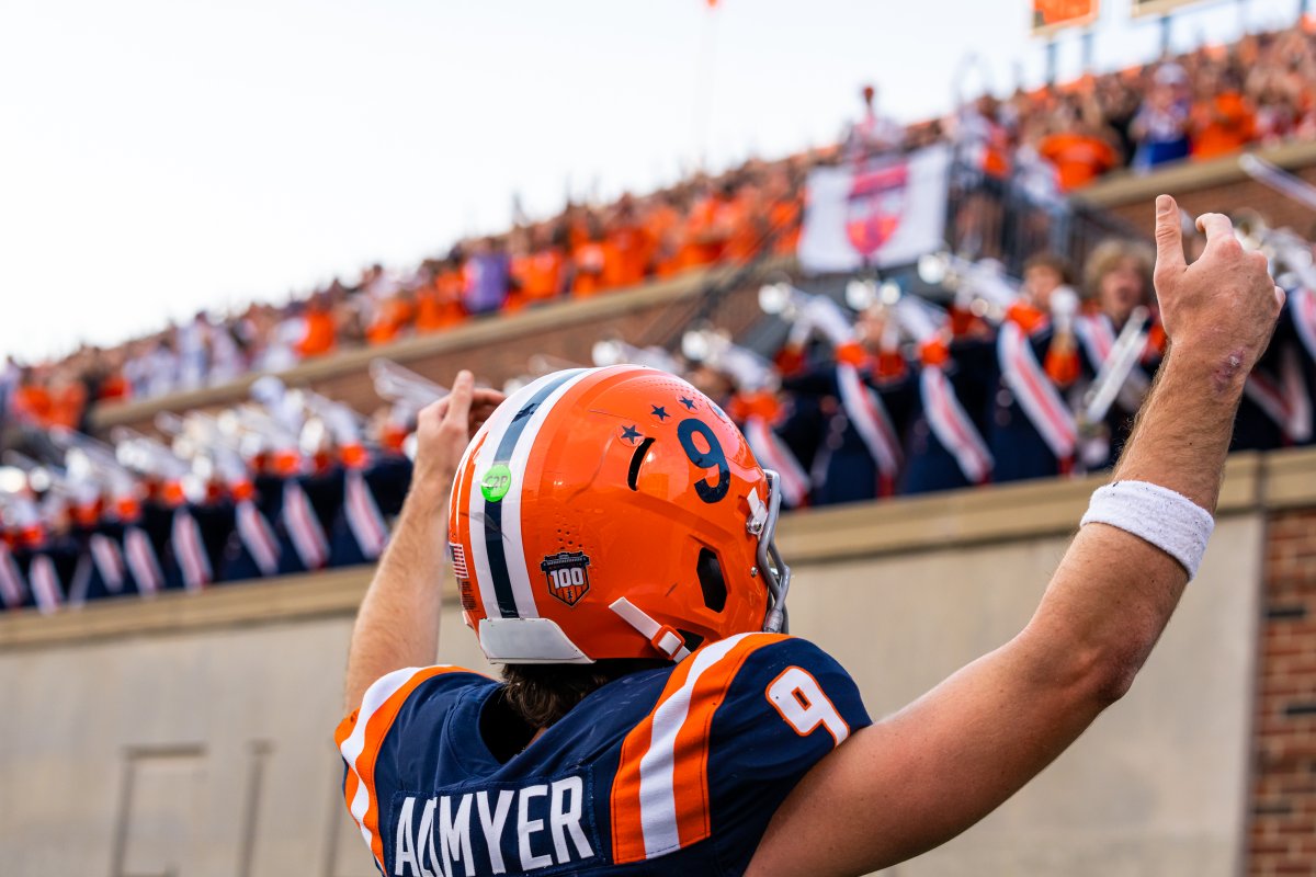 Illinois Athletics tweet media