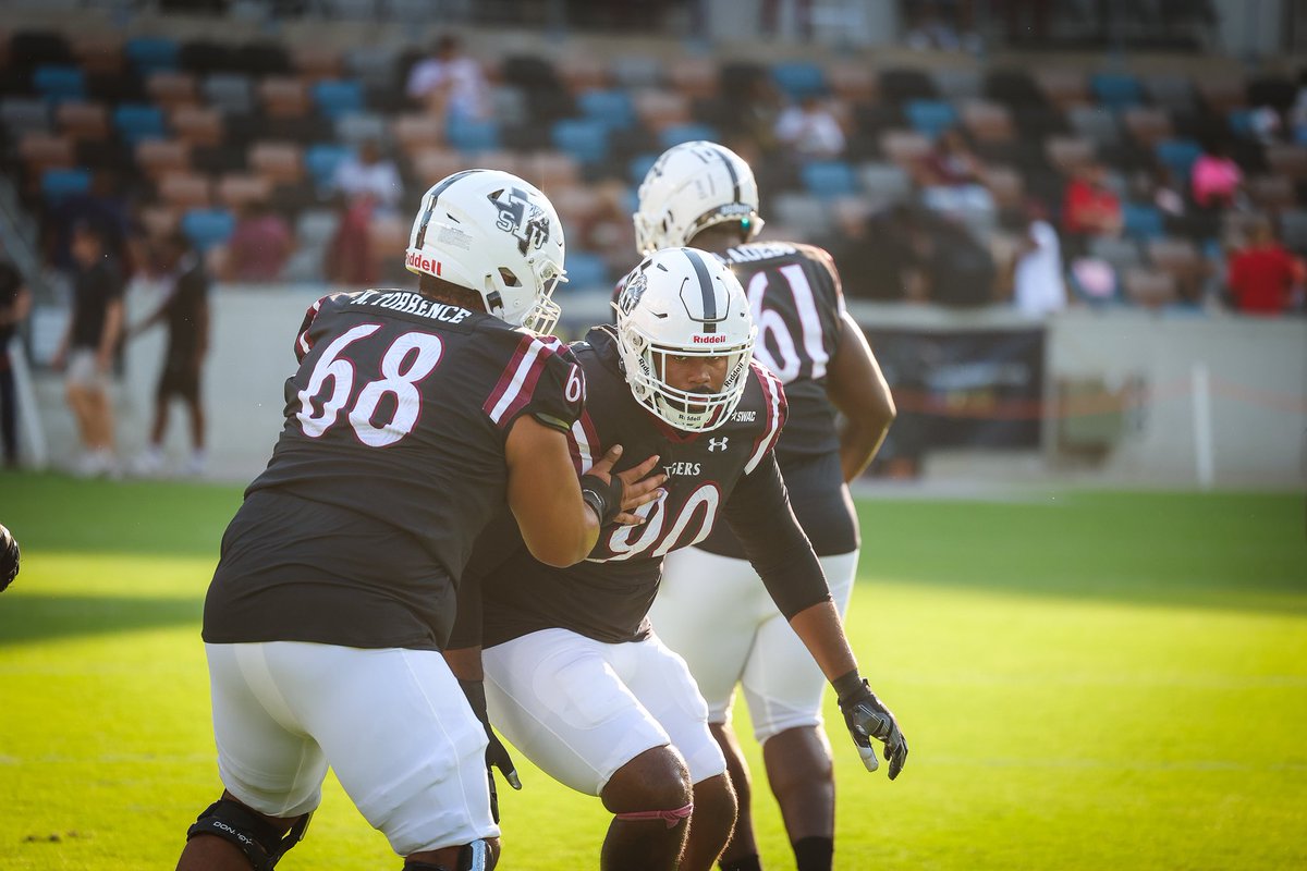 TSUFootball's tweet photo. The ball game between your TSU Tigers and the Southern Jaguars is underway! Tune in now on SWAC Digital Network!
#DEFENDTHEWARD | #HEARTOFTHETRE https://t.co/ALK5FRLqYV