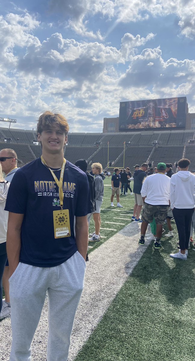 sutton_gutting's tweet image. I had an incredible visit at Notre Dame today. Thanks for the hospitality and congratulations on a big win over Stanford! @NDFootball @NDrecruiting01 @wcsRHSfootball @wcsRHSstrength @NCEC_Recruiting @BuckFitz @jaxon_rose8