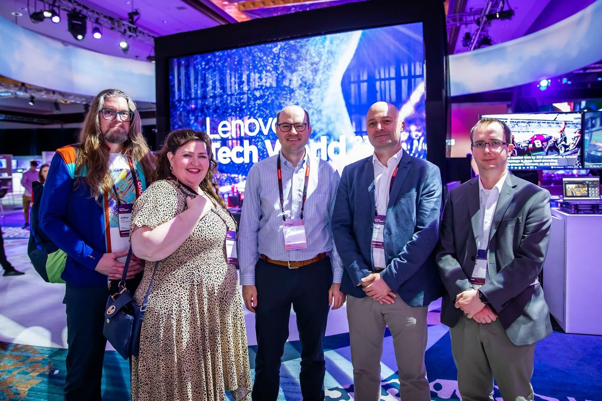 Laptop Retrospective tweet media