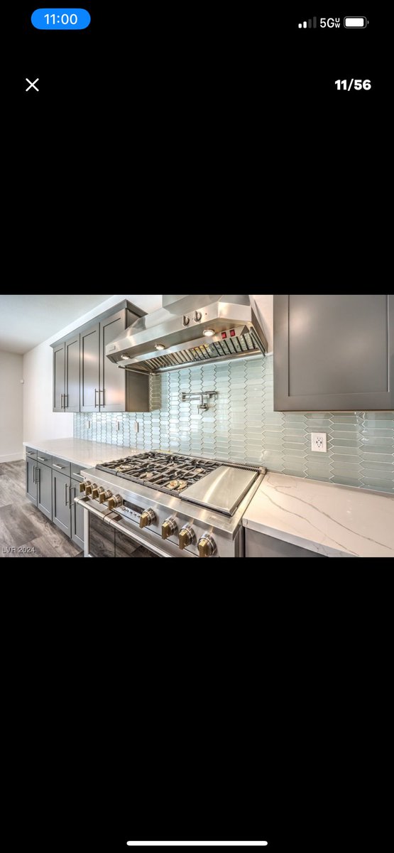 VegasNeverStops's tweet photo. What do you like most about this #house?  #realestate  #homedecor  #SaturdayVibes https://t.co/pmWIdvRnny