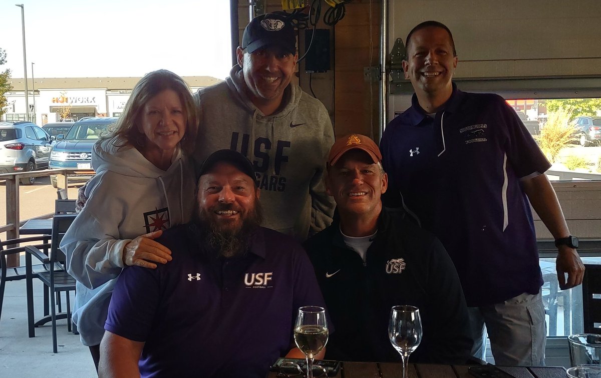 Postgame picture with <a href="/cougar_1997/">Tony Goettsch</a>, <a href="/Matthew51Smith/">Matthew Smith</a>, Dave and Karen Bangasser. Great people and great friends.