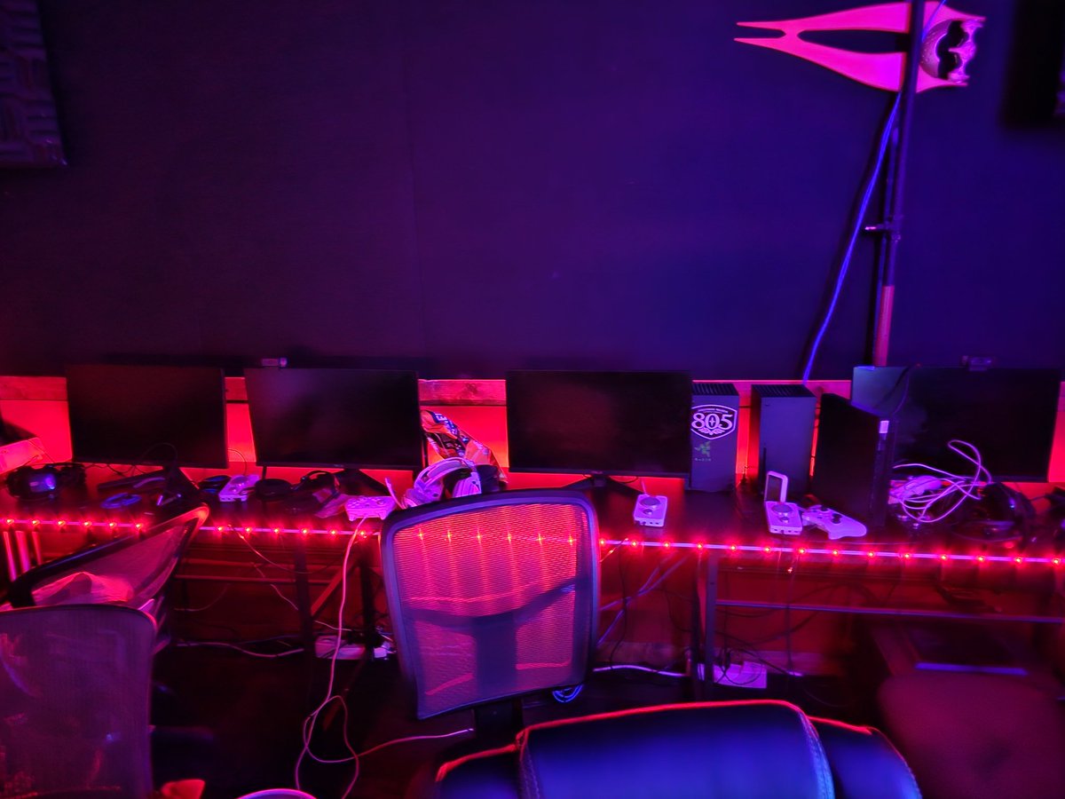 Zack/LD50 II 🔜 #HaloFest tweet media