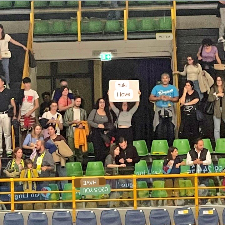 barrykins17's tweet image. YUKI'S fans support from the stands/bleachers ❤️❤️❤️
#BlockDevils #goSir
#石川祐希
#ishikawayuki
📸@epikyunhie