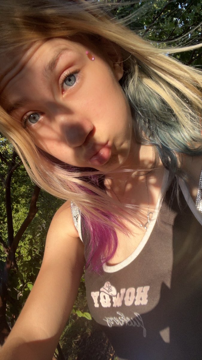 emily tweet media
