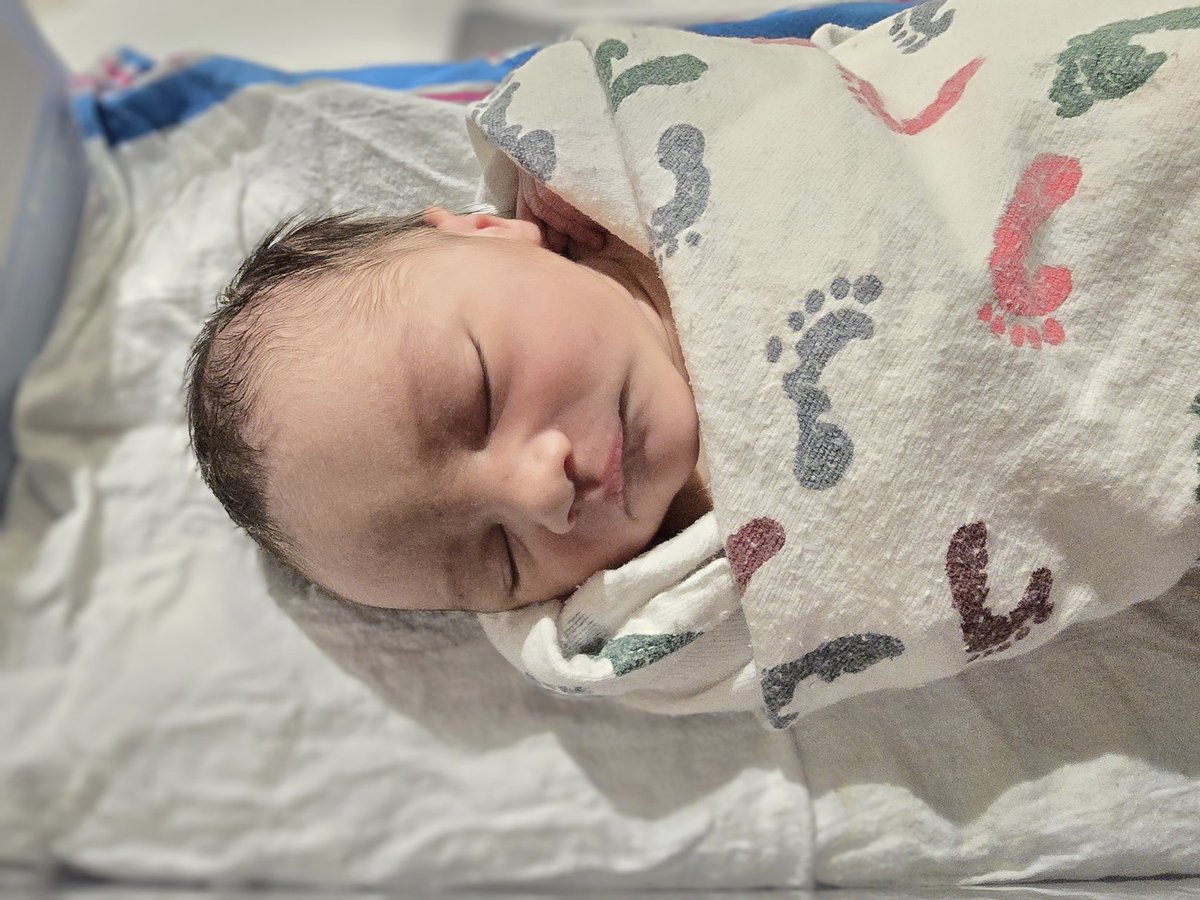 RonOBMD's tweet photo. Congratulations to Maya Stokes and Pittsburgh Steeler Minkah Fitzpatrick on the birth of their son Uzai! https://t.co/qG5Lp4u2ql