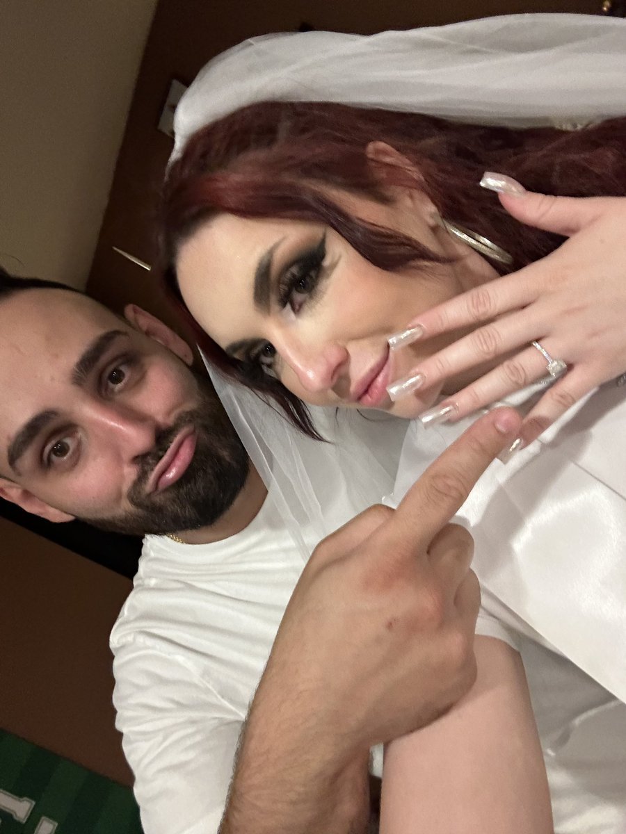 Ok so i know ive been MIA. No im not quitting!!! Just been working my ass off for a special reason. Only took 6 1/2 years!