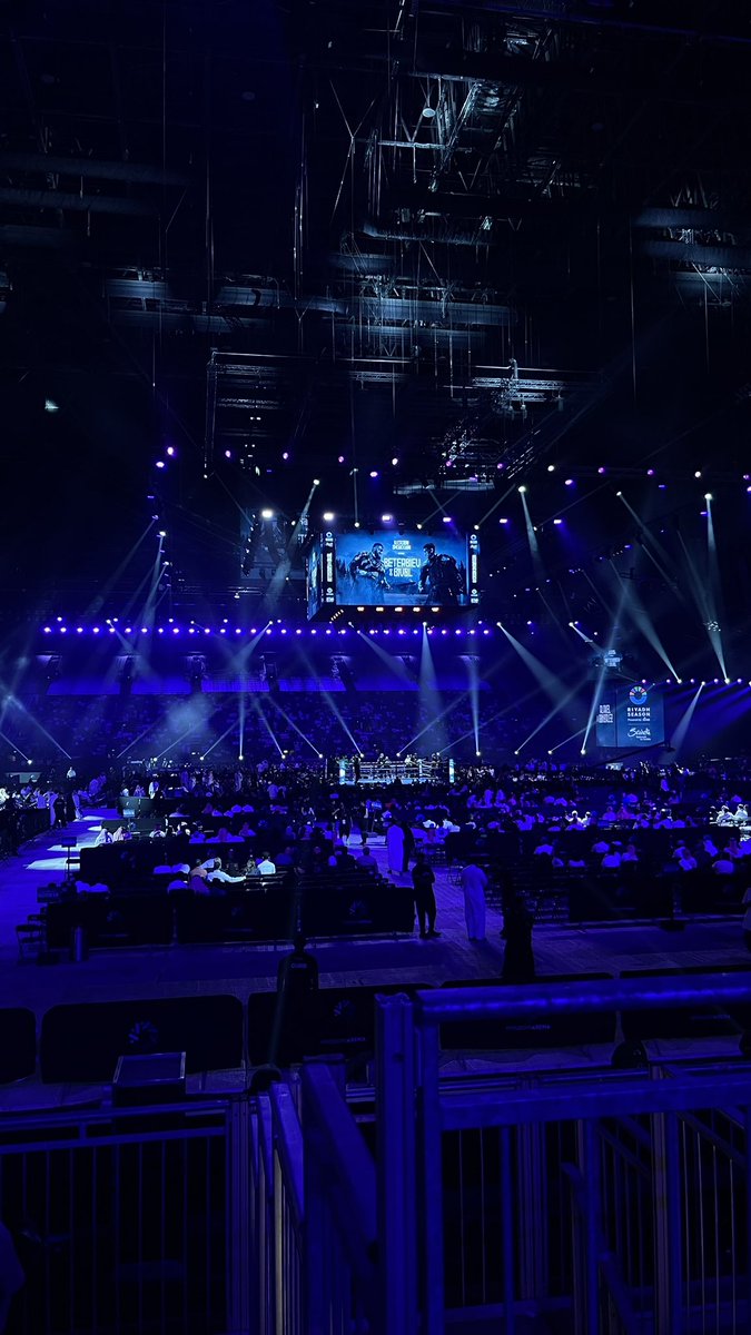 trraq1's tweet image. 