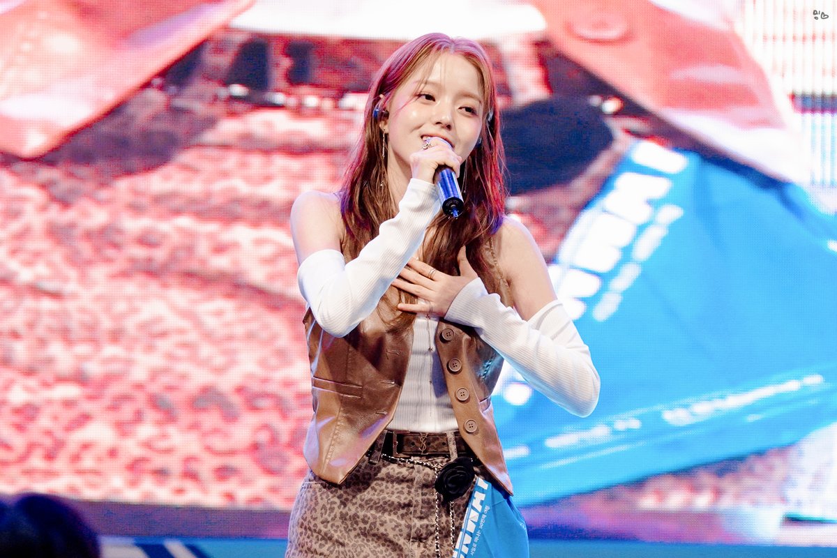 240927

🎤🎤

#로시 #ROTHY #강주희 <a href="/Rothy_official/">로시(Rothy) Official</a>