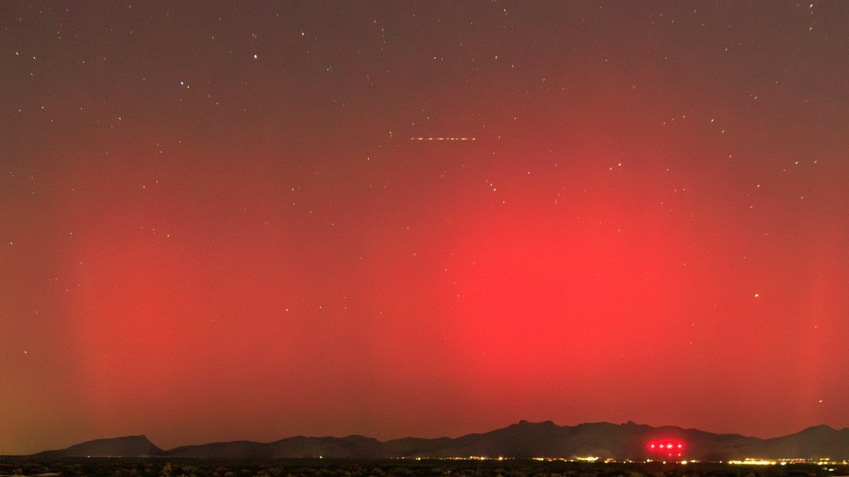 During the 10/10 geomagnetic storm I was able to see the aurora borealis from Tucson(!) at 32.3 degrees N. Unlike most of the US though where the aurora was visible the whole time, here I had to wait till ~1am to see the pillars (an SAR was there the whole time)