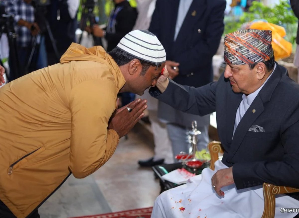 दशै कुन जात धर्म विषेश नभएर नेपाली मात्रको साझा महान पर्व हो।