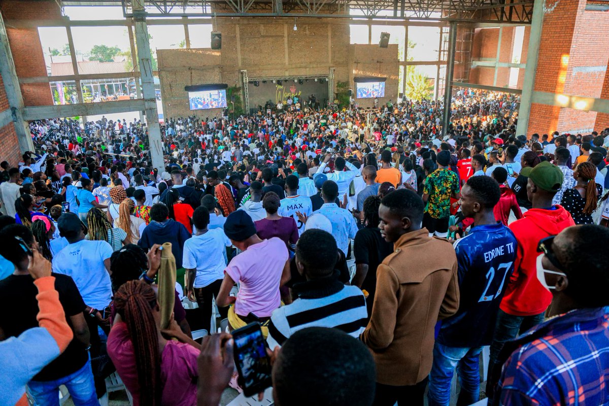 Campus Move tweet media