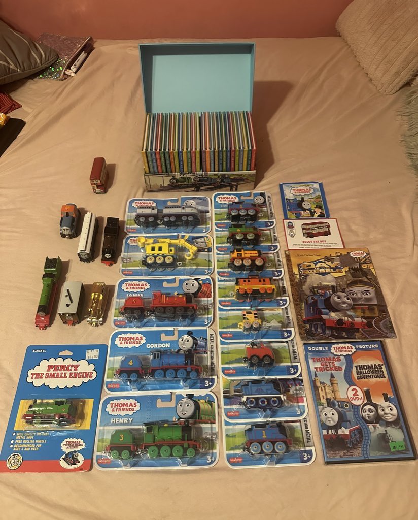 Currently visiting the US, I’ll be traveling back home soon but here is all the stuff that I’ve gotten so far from my hunt