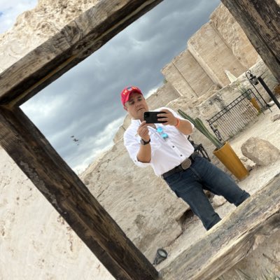 TuTioJorge's tweet photo. #NuevaFotoDePerfil https://t.co/4MuugvlPyz