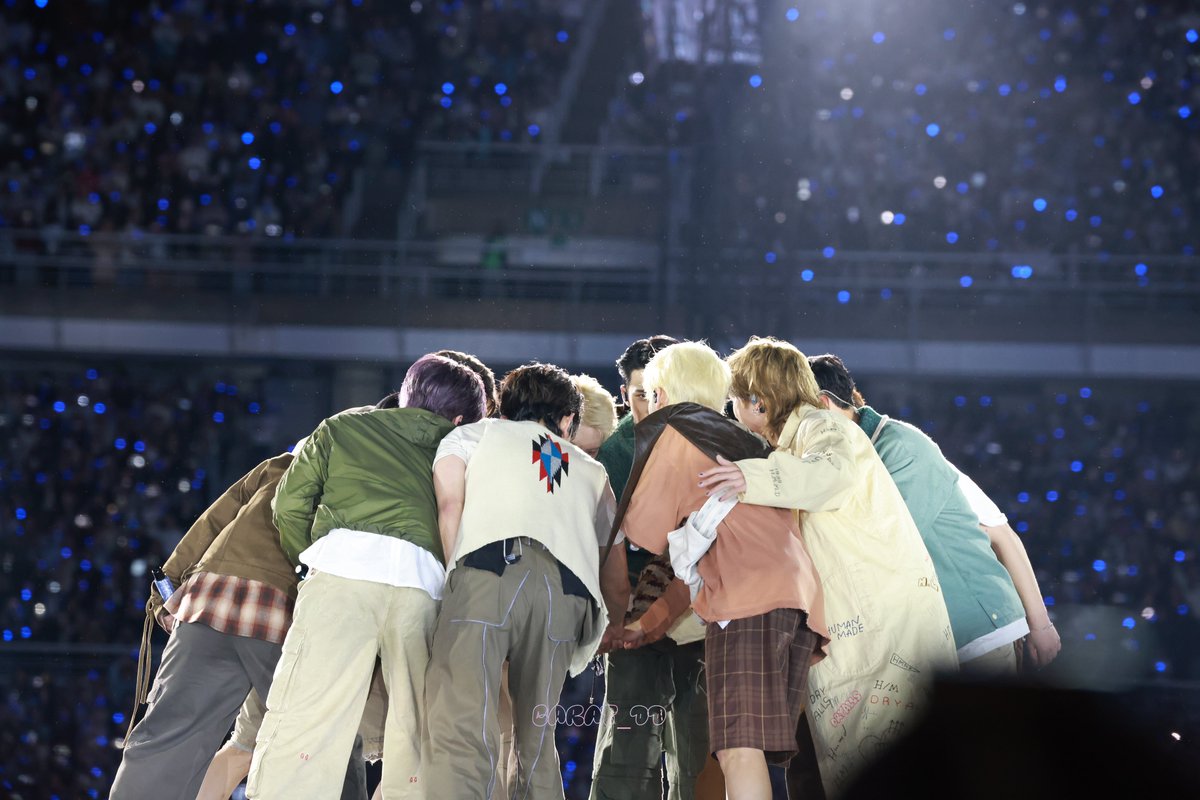 dd_yoon95's tweet image. 10/12 SEVENTEEN Right Here 

#SEVENTEEN_IN_GOYANG