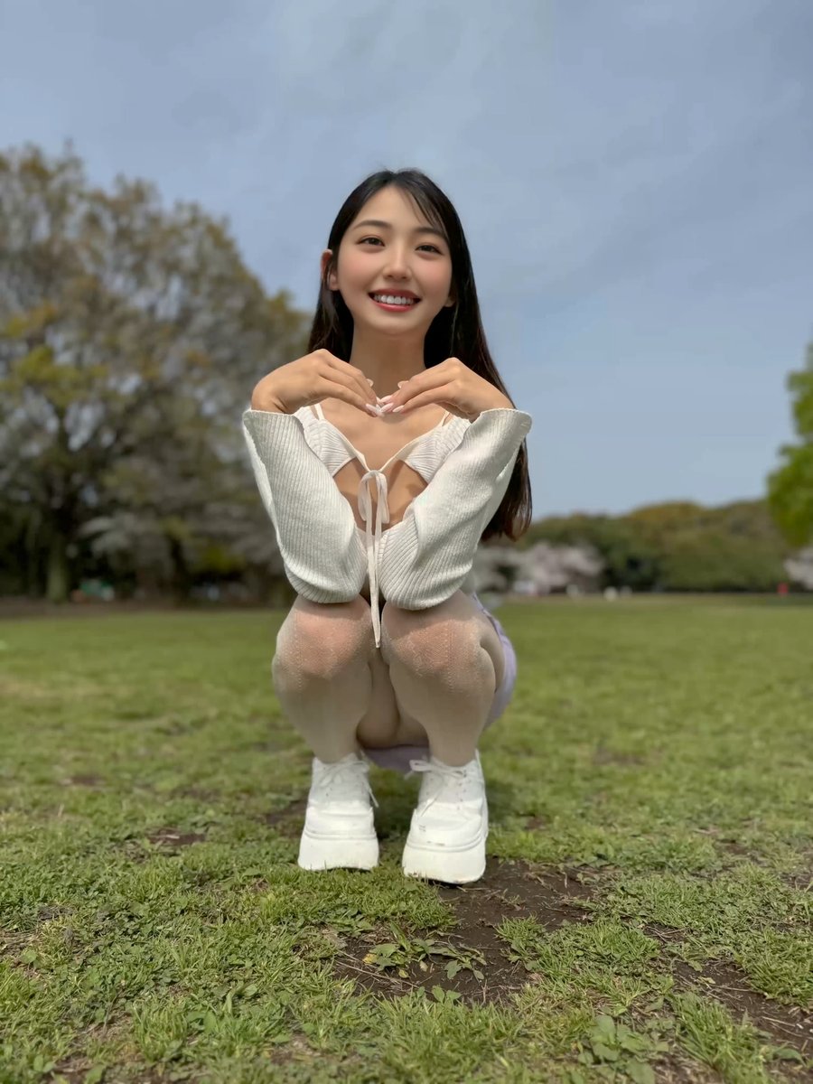 おはりん～🔖
三連休最後の日だね…😢

しおりはおうちでのんびりしようかなと思います😩
みんなは何するの～？😙 https://t.co/PQO7G7M2ku