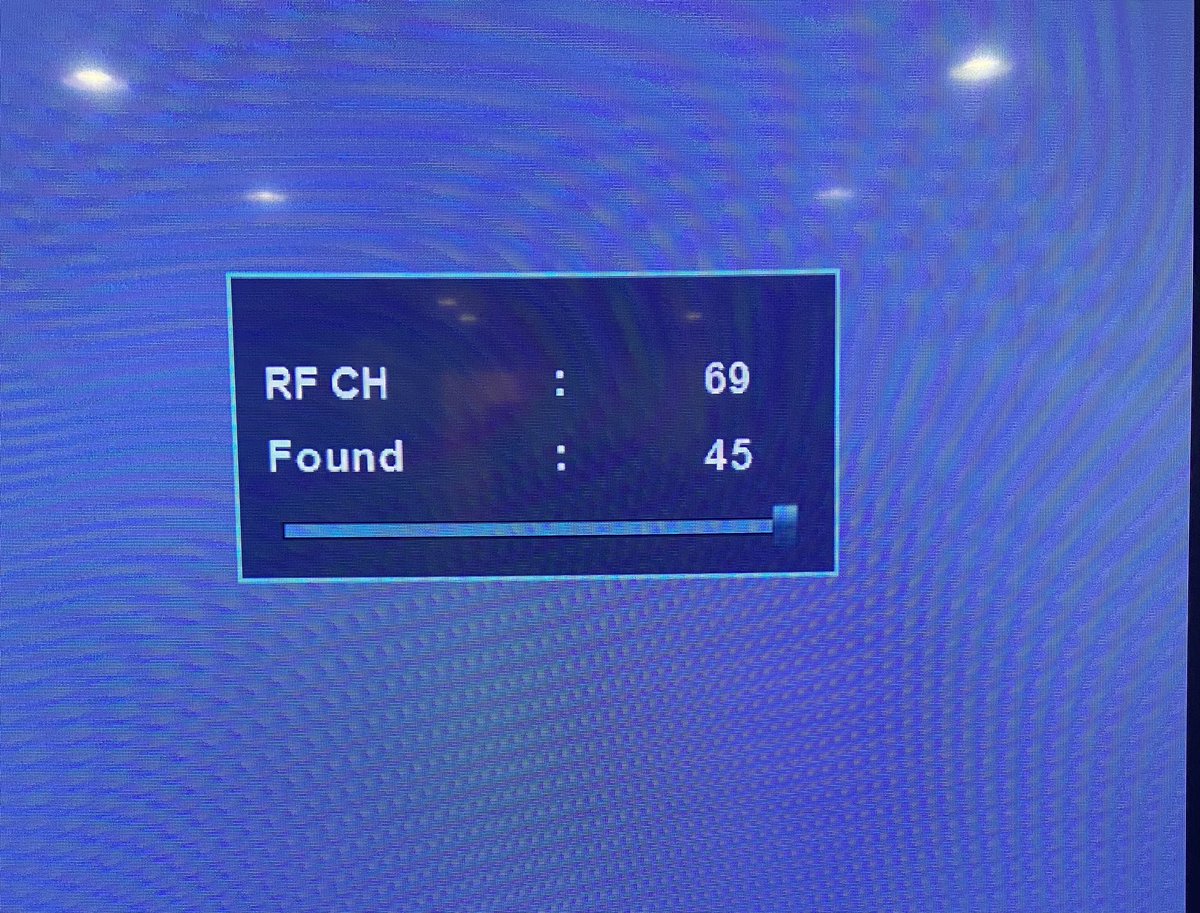 Creining313's tweet image. I got 45 free channels but the hawks ain’t one. This might be the most frustrating thing of my life @BarstoolChief