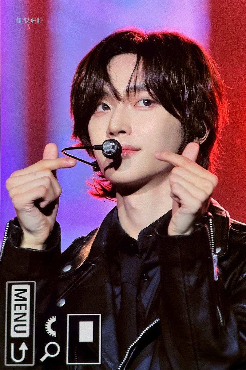 241012 musicbank madrid

#원빈 #WONBIN 
#라이즈 #RIIZE