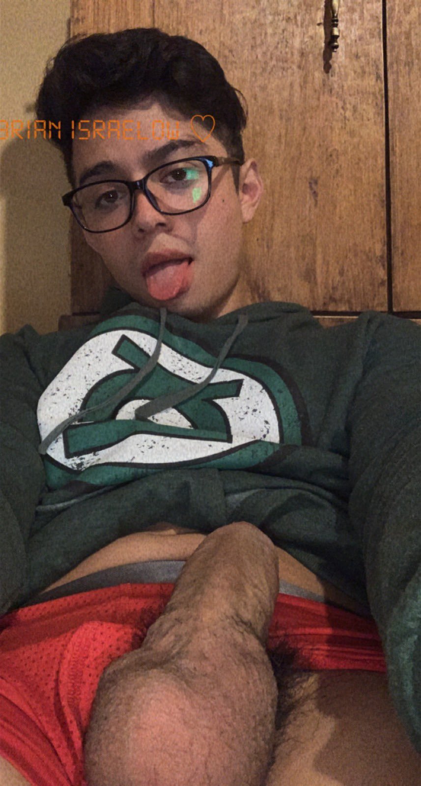 Bri twink ♡👦🏻 on X: Ven a lamerme la punta de la vérga🍆💦🤤 🎥:  t.cozXcaSc2bww t.cooMNWn3j2zY  X