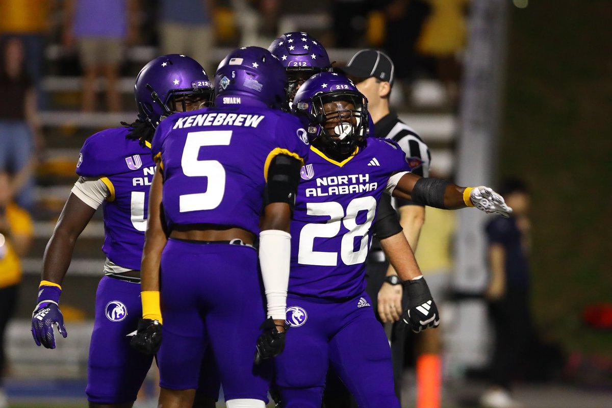 FCS Football Central (@the__bluebloods) on Twitter photo #FCS Week 7 final: 🚨UPSET ALERT🚨
North Alabama 47
No. 10 Abilene Christian 34
QB TJ Smith: 17-of-24, 220 passing yards, 4 passing TDs, 94 rushing yards, 2 rushing TDs
📸: <a href="/UNAFootball/">North Alabama Football</a> #FCS Week 7 final: 🚨UPSET ALERT🚨
North Alabama 47
No. 10 Abilene Christian 34
QB TJ Smith: 17-of-24, 220 passing yards, 4 passing TDs, 94 rushing yards, 2 rushing TDs
📸: <a href="/UNAFootball/">North Alabama Football</a>