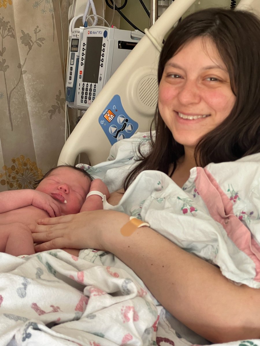 ReszzHB's tweet photo. I'm never going through childbirth again. That shit sucks.
My son: 10/10👩‍🍼
The experience: -1000/10🙅‍♀️ https://t.co/vq9Q6Uki3j