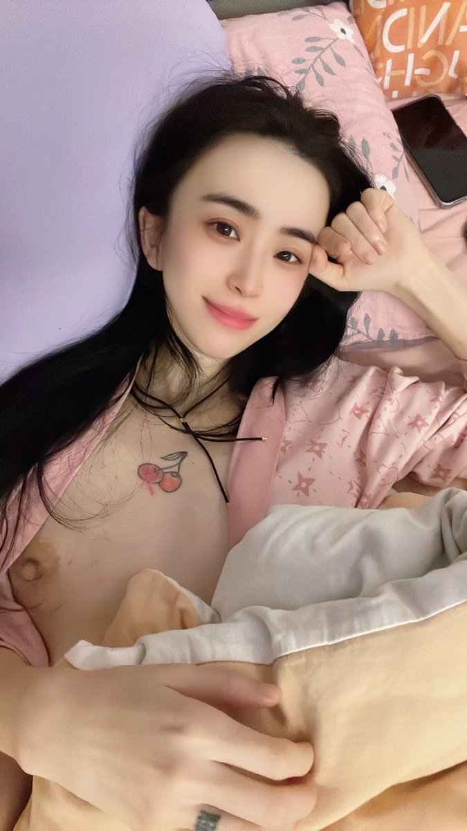 要求不高，可以满足！🥰🥰
想约表姐，想玩sm！
想入圈进群的可以私信表姐哦🥰 https://t.co/RsffBa5ABu