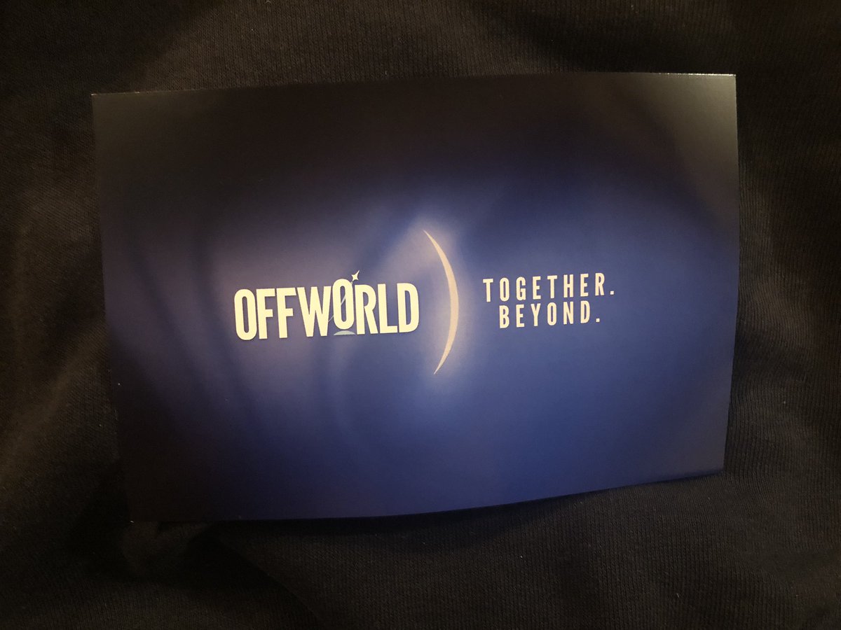 MochaBearGaming's tweet photo. Thank you @OffworldInd for the amazing @TroopersExt hoodie, pin, and card!
#mochabear #mochabearsgamingden #starshiptroopers #starshiptroopersextermination #imdoingmypart #fyp #trending #viral #poc #native #youtube #youtuber #pocyoutuber #nativeyoutuber #videogames #gaming https://t.co/z5qWEp1eLs