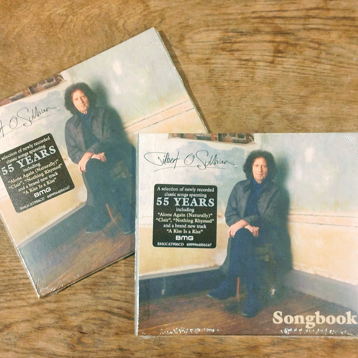TOWER_Shibuya's tweet image. 【#GilbertOSullivan】
ギルバート・オサリヴァン新作「Songbook」入荷しました！55年にわたるキャリアの中から名曲を厳選、再演した新録盤！71年の大ヒット曲「Alone Again
