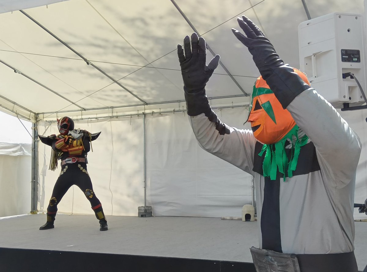 mimiko_eba's tweet photo. ホジナシハロウィンバージョン（笑）
#あきたエコフェス
#超神ネイガー https://t.co/PwsghaEFcz
