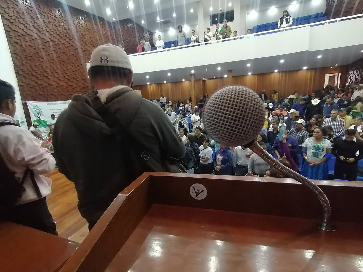 💧Se constituye en San Luis Potosí la Contraloría Nacional Autónoma del Agua, con 25 estados presentes y 70 organismos representativos 🌀

#AguaParaTodos #AguaParaElFuturo #AguaParaLosPueblos

<a href="/La_Coperacha/">La Coperacha</a> <a href="/julioastillero/">Julio Astillero</a> <a href="/lopezobrador/">Andres Manuel</a>