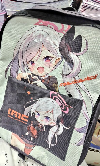 新刊セットのリュックこんなかんじです♥ 