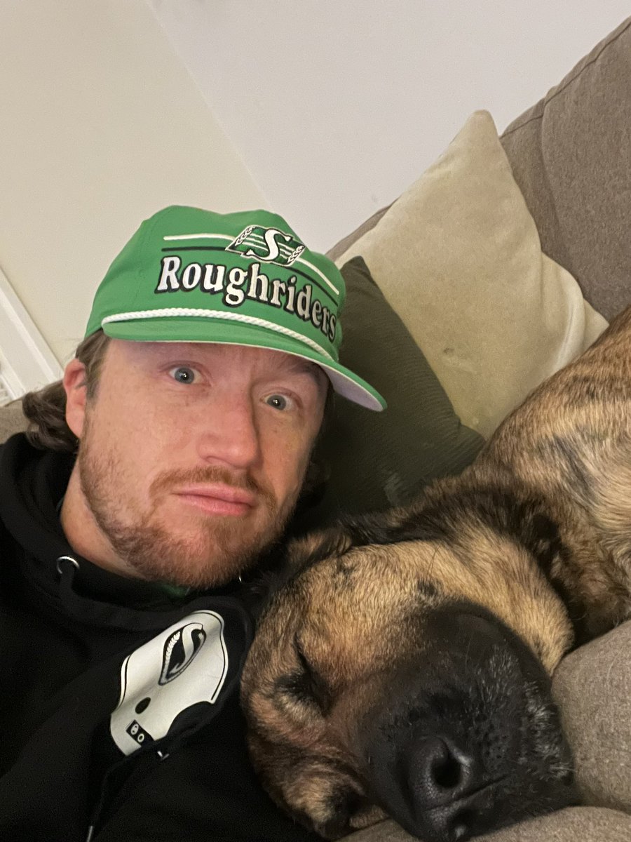 markjohnstonfm's tweet image. Dolly is excited after the big win tonight! #GoRiders