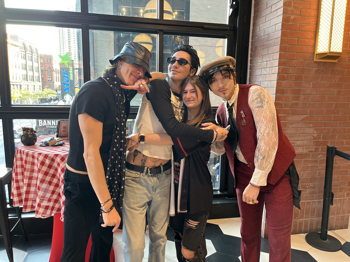 Axro747's tweet image. updated m&amp;amp;g pic btw