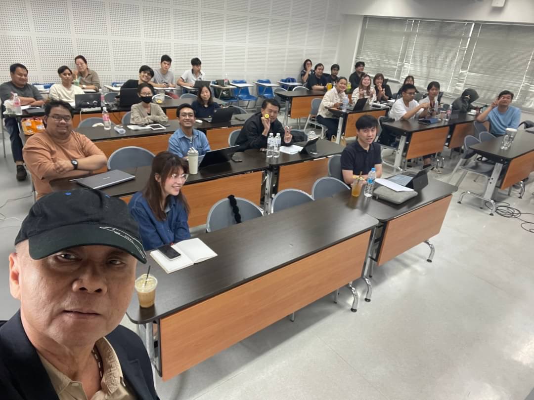 vichaivong's tweet photo. https://t.co/4KlTFScd6L สอนการบริหารช่องทางจัดจำหน่ายและการบริหารทีมขายยุค 6.0 หลักสูตร ปริญญาโท MBJ MBI มหาวิทยาลัยเทคโนโลยี่ไทย-ญี่ปุ่น #ChannelManagement #IntegratedMarketingCommunication #TNI https://t.co/Vrw8hC1lgn