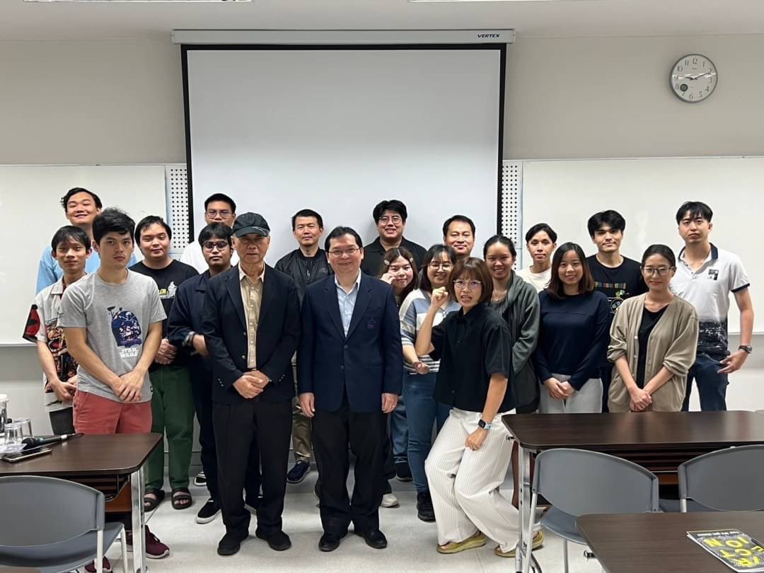 vichaivong's tweet photo. https://t.co/4KlTFScd6L สอนการบริหารช่องทางจัดจำหน่ายและการบริหารทีมขายยุค 6.0 หลักสูตร ปริญญาโท MBJ MBI มหาวิทยาลัยเทคโนโลยี่ไทย-ญี่ปุ่น #ChannelManagement #IntegratedMarketingCommunication #TNI https://t.co/Vrw8hC1lgn