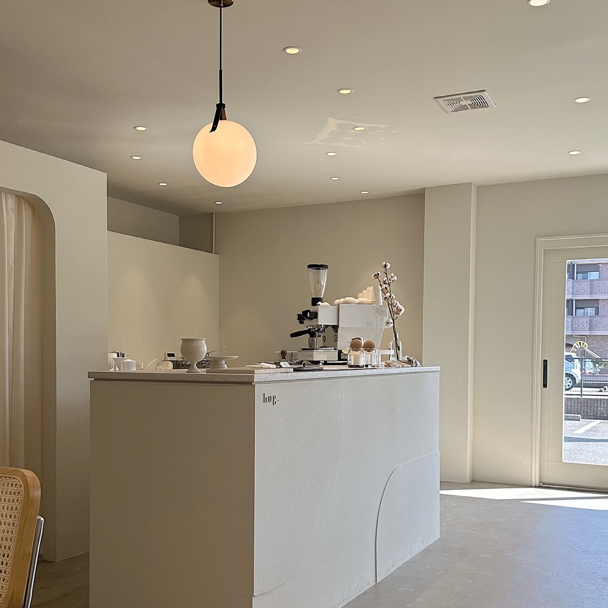 ずっと行きたかったカフェ ☕️𓂃𓈒𓏸𓍯

tokiirocoffeeの元スタッフさんの独立店 「 hug. 」
白基調の空間かわいすぎた、、、♡