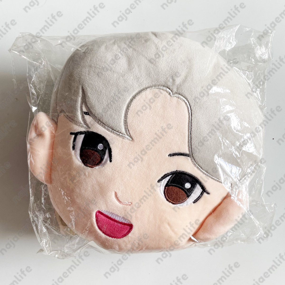 WTS | want to sell 

EXO Chanyeol Chusion Official | NO PC

💰 IDR 150.000

✅ preloved
✅ shopee
❌ packing &amp; admin fee

📍 jawa timur

🏷️ wts wtb exo chanyeol cushion bantal